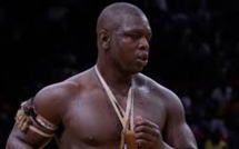 Le lutteur Baboye respire la forme!
