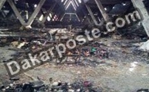 Incendie : Le Pavillon vert réduit en cendres, la foire de Dakar évacuée (images)