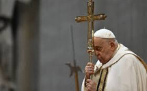 Conclave au Vatican : les fidèles dans l’attente du successeur du pape François