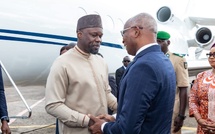 Le Pm, Ousmane Sonko, accueilli à Conakry  par son homologue Amadou Oury Bah