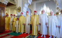 S.M. le Roi accomplit la prière de l’Aïd Al-Adha à la mosquée Hassan II à Tétouan et reçoit les vœux en cette heureuse occasion