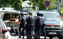 AUTRICHE: UNE FUSILLADE DANS UNE ÉCOLE FAIT PLUSIEURS MORTS DONT L'ASSAILLANT PRÉSUMÉ