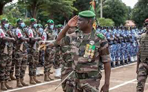Mali : 80 jihadistes tués et couvre-feu instauré
