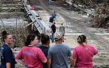 Texas : au moins 50 morts dans les inondations, des dizaines d'enfants toujours portés disparus