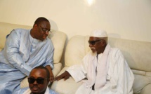 Alors que le Pr Macky y était attendu ce lundi, Taïf endeuillé... Sokhna Daba ibn Cheikh Ahmadou Mbacké Gaïndé Fatma n'est plus ! (EXCLUSIF DAKARPOSTE) Alors que le Pr Macky y était attendu ce lundi, Taïf endeuillé... Sokhna Daba ibn Cheikh Ahmadou Mbacké Gaïndé Fatma n'est plus ! (EXCLUSIF DAKARPOSTE)