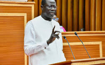 CRISES DANS LES UNIVERSITÉS-  LA TERRIBLE VÉRITÉ SUR LES BOURSES DES ÉTUDIANTS