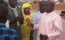 APPEL 2016 DES LAYÉNES: ABDOU KARIM SALL DONNE LA CONTRIBUTION DE LA CCR-PIKINE ET DE L'ARTP AU FILS ET REPRÉSENTANT DU KHALIFE GÉNÉRAL À MALIKA. APPEL 2016 DES LAYÉNES: ABDOU KARIM SALL DONNE LA CONTRIBUTION DE LA CCR-PIKINE ET DE L'ARTP AU FILS ET REPRÉSENTANT DU KHALIFE GÉNÉRAL À MALIKA.