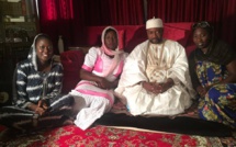 Quand des jeunes filles du Pds rendent visite à Cheikh Alassane Sène 