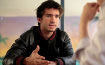 Juan BRANCO attaque Macky SALL suite à sa réception à l’Élysée