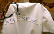 PARALYSIE DU SYSTÈME SANITAIRE : LE SAMES, LE SINTRAS, LA CNTS SANTÉ ET DU SUDTN DÉCRÈTENT 48H DE GRÈVE PARALYSIE DU SYSTÈME SANITAIRE : LE SAMES, LE SINTRAS, LA CNTS SANTÉ ET DU SUDTN DÉCRÈTENT 48H DE GRÈVE