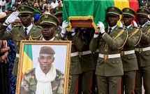 Au Mali, un hommage sous haute sécurité au ministre de la Défense tué durant les attaques des rebelles et jihadistes