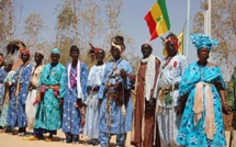 Pour avoir prédit la fin de règne de Macky et Niasse, les saltigués se font attaquer par les proches de la Première dame Pour avoir prédit la fin de règne de Macky et Niasse, les saltigués se font attaquer par les proches de la Première dame