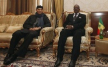 Annoncé à Qatar, Karim Wade se trouve  à Versailles en compagnie de Me Madické Niang,Omar Sarr, Mme Viviane Wade, "Bro"... Annoncé à Qatar, Karim Wade se trouve  à Versailles en compagnie de Me Madické Niang,Omar Sarr, Mme Viviane Wade, "Bro"...