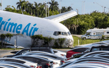 Drame aérien à Miami : un avion-cargo sort de piste et fait plusieurs victimes