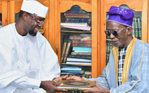 Deuil de Serigne Cheikh Macky Niass :Ousmane Sonko présente ses condoléances au Khalife Cheikh Mahi Niass