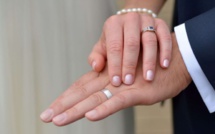 Indonésie : elle découvre que son mari est en fait une femme après neuf mois de mariage Indonésie : elle découvre que son mari est en fait une femme après neuf mois de mariage